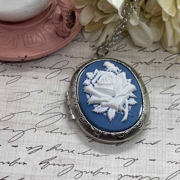 Silver Locket Setting Dusty Blue Teal Blue Rose Cameo White Mom Daughter Keepsak - Picture 5 of 13